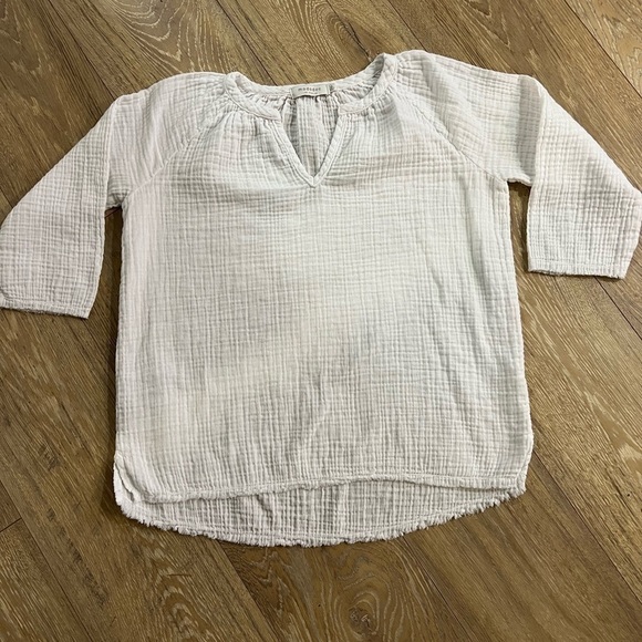 Mododoc White muslin Straight Cut Top with Spliced Neckline - Picture 13 of 14